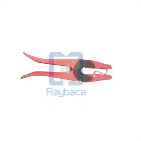 Total Tagger Applicator