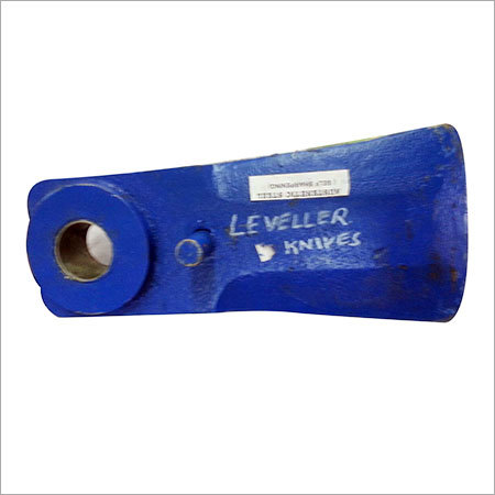 Leveller Knives