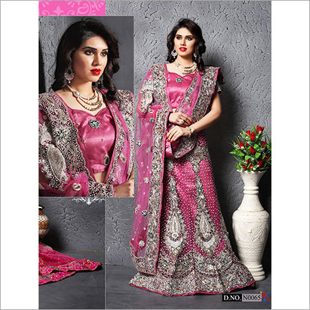 Bridal Lehenga Chunni Decoration Material: Feather