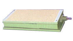 HEAVY DUTY FINE PITCH MULTI COIL ELECTRO MAGNETIC CHUCK (Transverse Pole) IS - 8710 - 1978