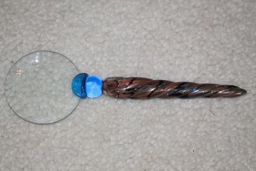 Beautiful Blue And Brown Art Glass Magnifying Glas