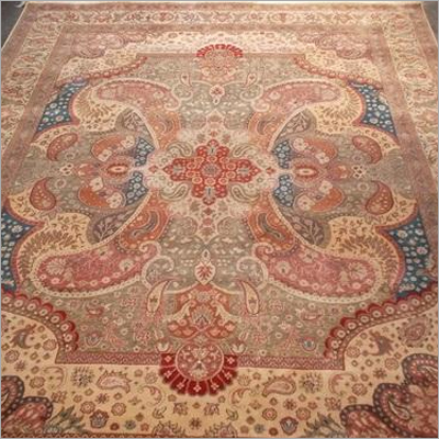 Hand Knotted Woolen Carpet