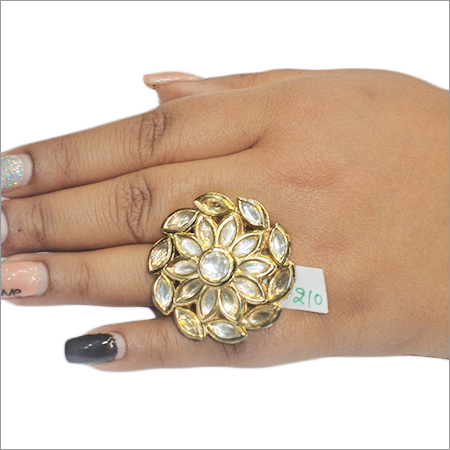 Ladies Ring