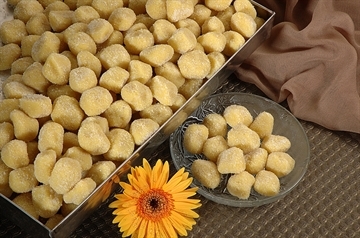 Sakhari Pedha