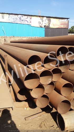 ERW Mild Steel Pipes - 4 Inch Diameter, ASTM A53 Grade | Non-Alloy, Varnished Surface Finish, Electric Resistance Welded, Suitable for Architectural and Fluid Applications
