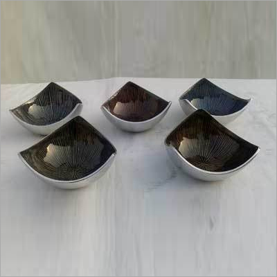 अद्वितीय एल्यूमीनियम कटोरे