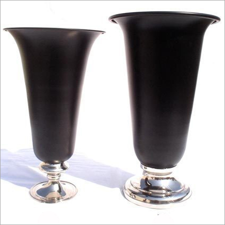 Stylish Nickel Flower Vase