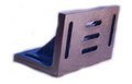 Cast Iron Angle Plate (mtc-503) - Fg-220, 125x75x100mm, Flatness 5-10 Micron, Parallelism 13-23 Micron | Hand Scrapped, High Density, Stress Relieved, Webbed & Slotted