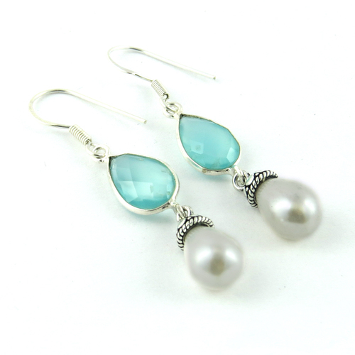 Safari Charm Pearl, Chalcedony 925 Sterling Silver Earring
