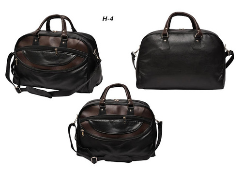 Duffle Bag in Leatherette