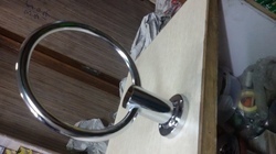 Diplomat Towel Ring