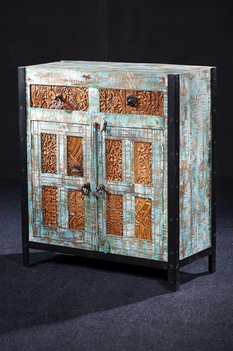 RECLAIMED FURNITURE