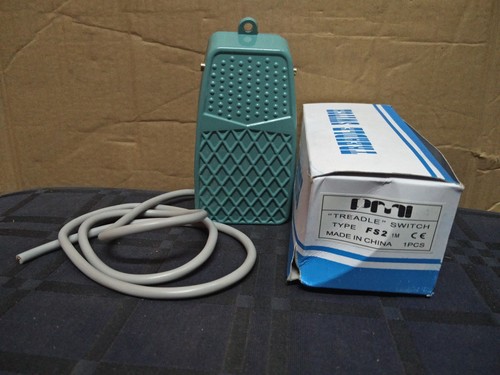 FOOT SWITCH - Plastic Metal, 10x5x8 cm, 10A 240V, 1.5m Cable | Durable, Reliable, Easy Use, Long Life