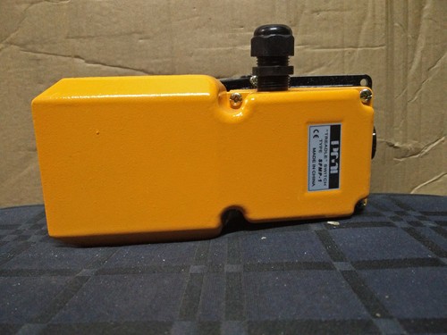 FOOT SWITCH - ABS Plastic, 100x80x50 mm, 1.5 m Cable | Durable, Reliable, Precise Control, SPST Switch