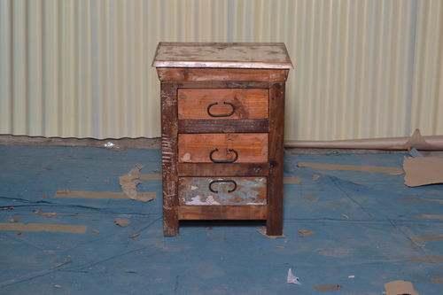 RECLAIMED FURNITURE