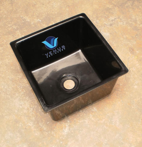 Lab PP Square Sink