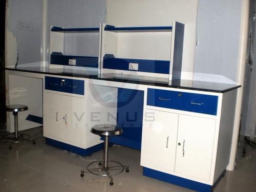 Wall Table With Reagent Rack