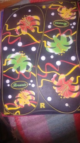 Printing and Embosing Chappal Bottom