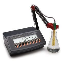 Autoranging Conductivity Meter