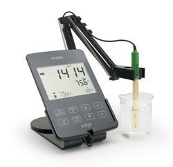 Conductivity and TDS Meters