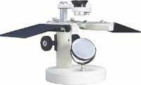 Dissecting Microscope - Stable Round Base, 100mm X 100mm Stage, 10x & 20x Eyepieces, Detachable Hand Rests, Rack & Pinion Focusing, Mirror Illumination