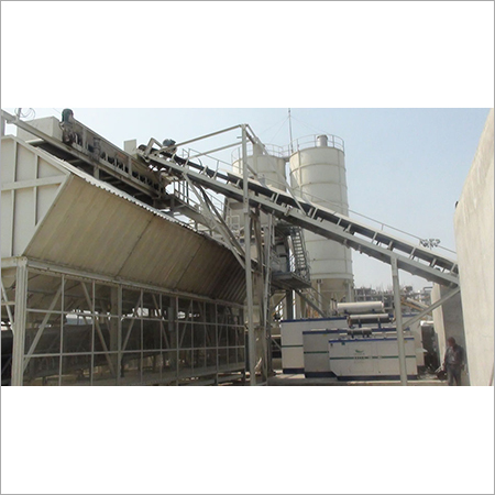 Shuttle Conveyor - Steel Material, 220-440 Volt Voltage, Grey Color | High Performance, Energy Efficient, Long Service Life