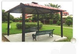 Outdoor Garden Benches Capacity: 4
