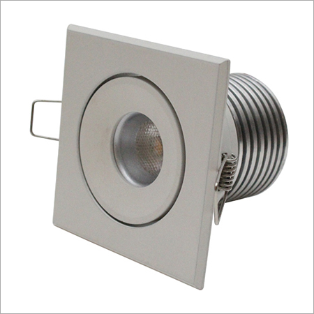 7 WATT LED DOWNLIGHT 002 SQ MF