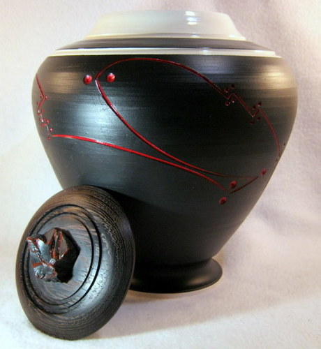 Round Shaped Attractive Design Beautiful Cremation Urns