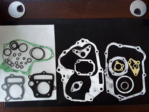TWO WHEELER GASKET HERO HONDA CD DELUX