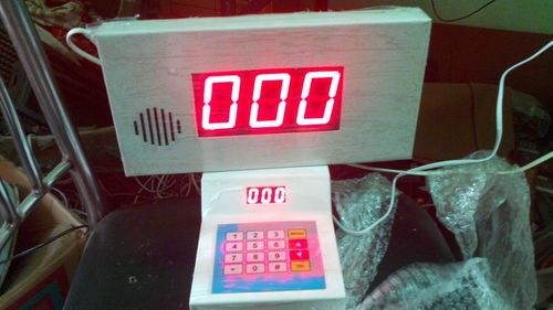 Que Manager Display Board