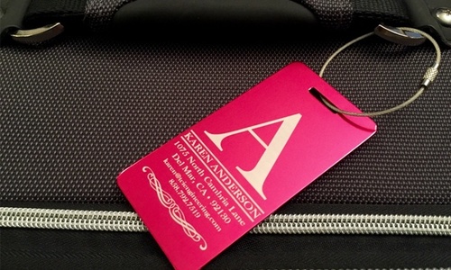 Customized printing on luggage tags