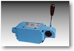 Stainless Steel Polyhydron Lever Operated Directional Control Valve