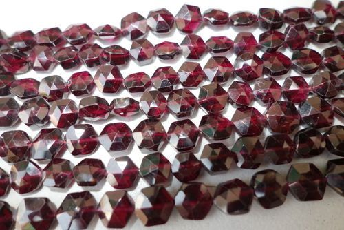 Queen Pink Garnet Faceted Six Angle