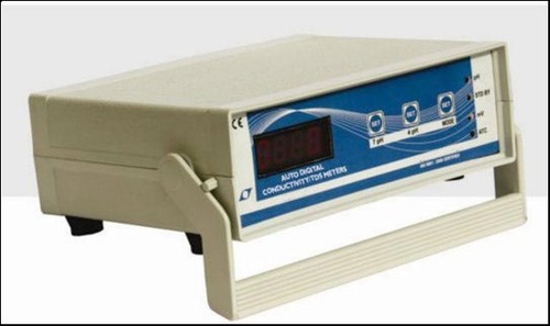 Digital Conductivity Meter