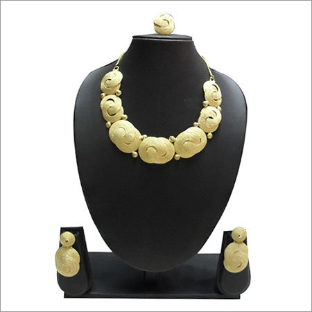 Gold Plated Trendy Necklace Set