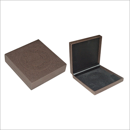 Laser Cut Design Necklace Set Box