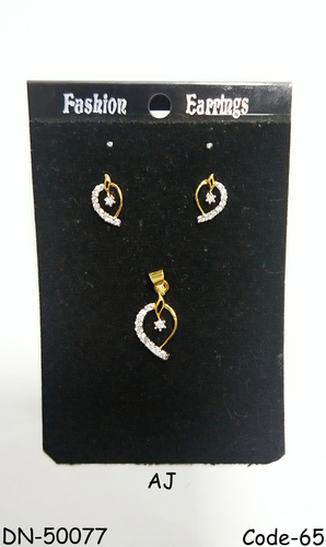 Delicate American Diamond Pendant Set