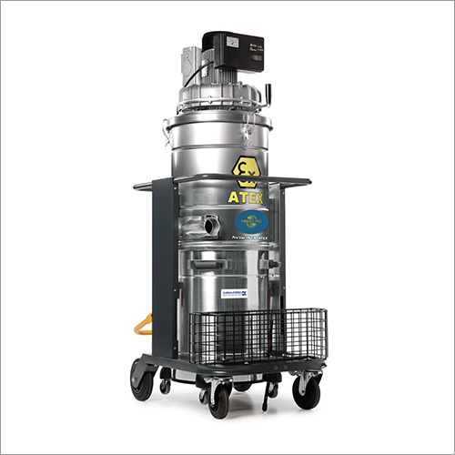 Industrial Vacuum Cleaner