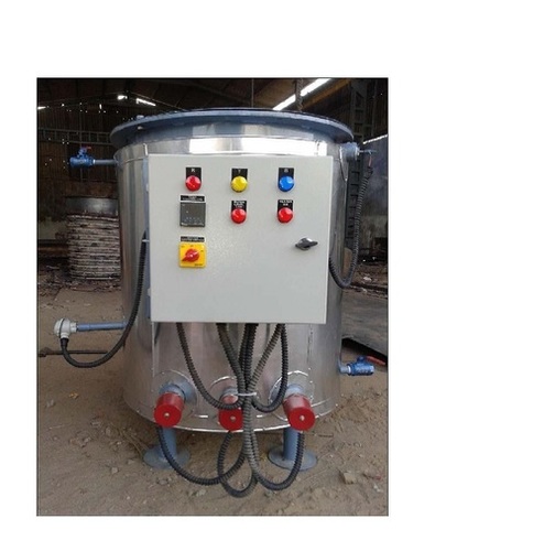 EVAPORATOR
