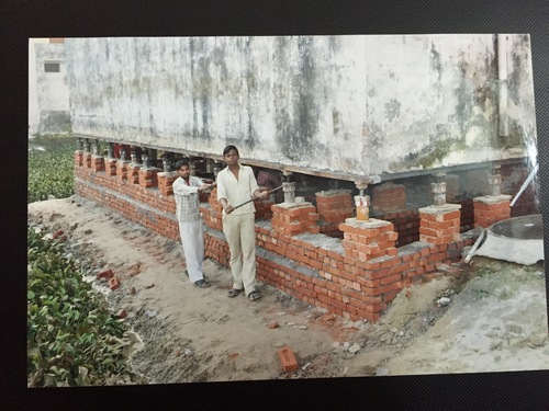 Commercial House Lifting With Jacks