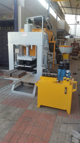 Fully Automatic Briks And Paver Block Machine