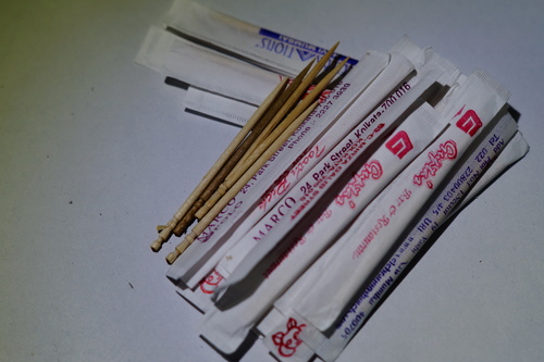 Wooden Toothpick Application: Hotel & Restaurant Industry/ Personal Use