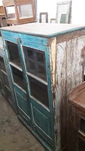 Medium Glass Cabinet