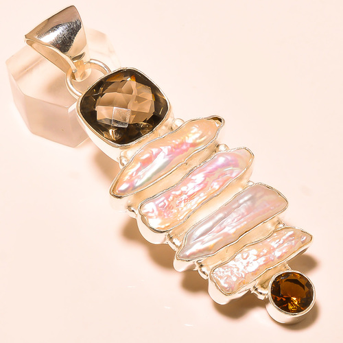 BIWA PEARL , SMOKEY TOPAZ