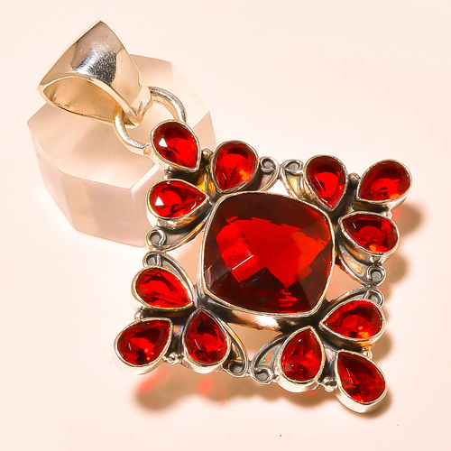 MOZAMBQIUE GARNET