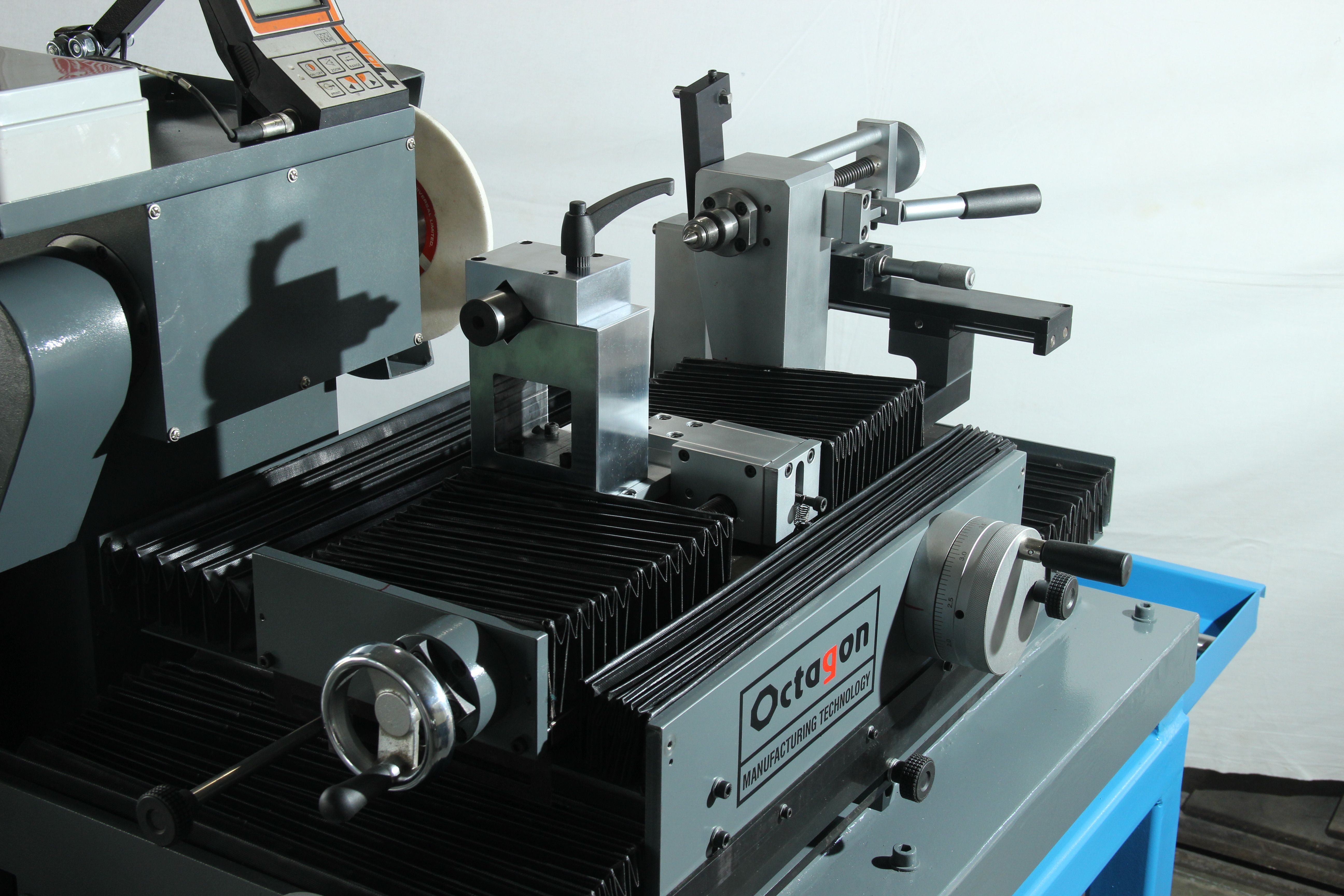 PRECISION JET RECESS GRINDING MACHINE