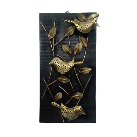 Wooden Panel With Leaf Three Birds