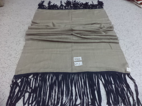 Grey Pure Merino Wool With Suede Plain Tassels Stole.