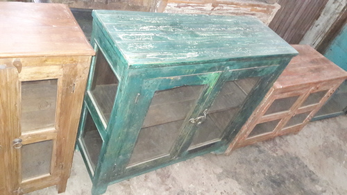 Glass Almirah